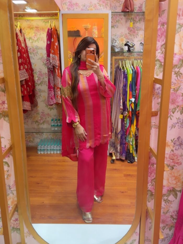 {"eId":"672320797563255","CameraPosition":1}